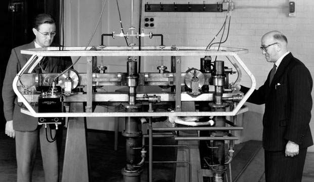 Louis Essen and the first atomic clock 