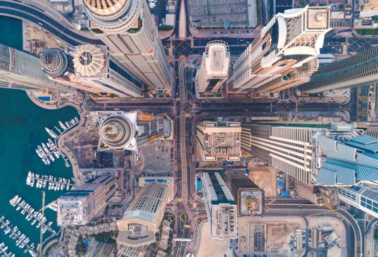 dual-band gnss complements dead reckoning