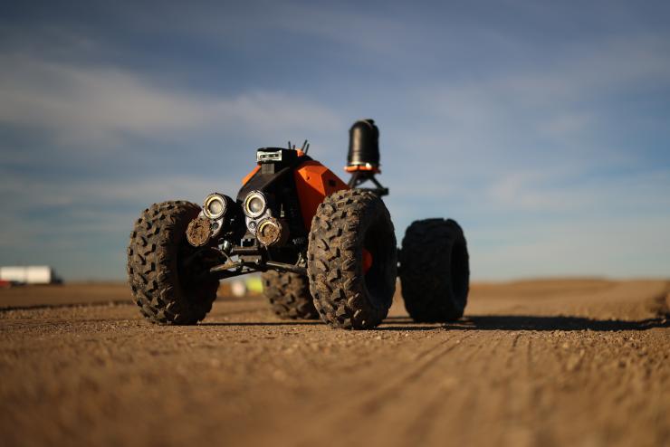 Rugged autonomous construction robot