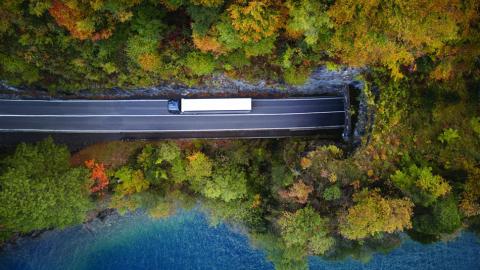 Connected vehicles: the biggest revolution on our roads since the invention of the automobile.